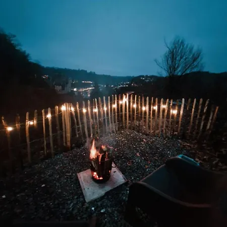 Nuit Insolite Conteneur Tropical Luxusní stan