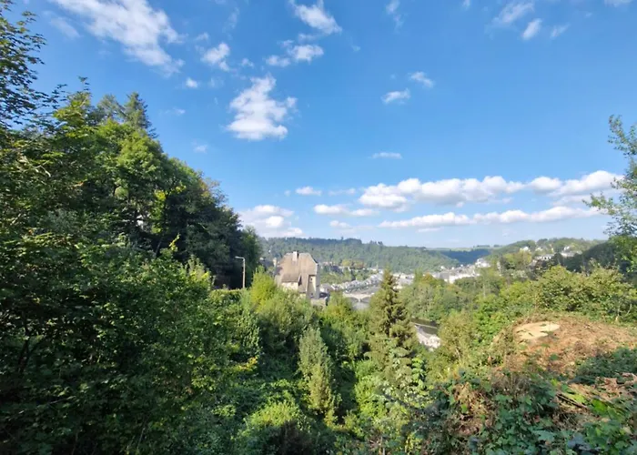 Nuit Insolite Conteneur Tropical Tente de luxe Bouillon