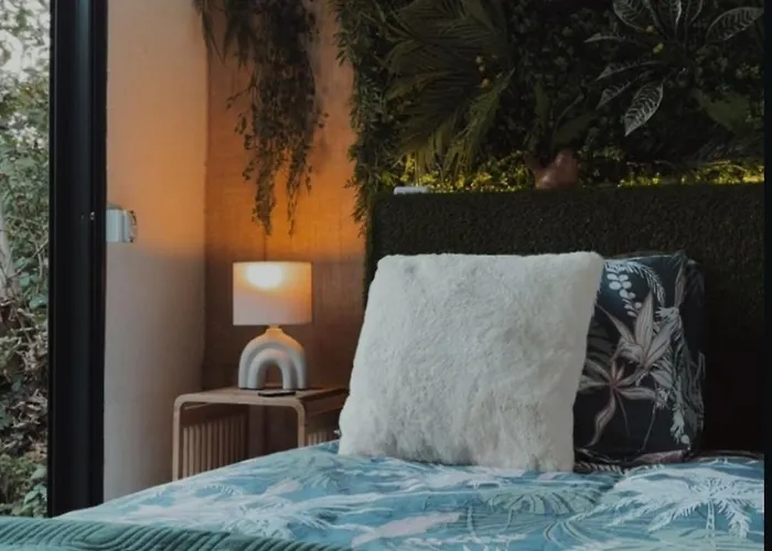 אוהל מפואר Nuit Insolite Conteneur Tropical